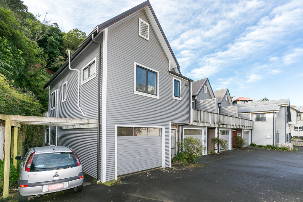 3 Bedroom Townhouse in Aro Valley