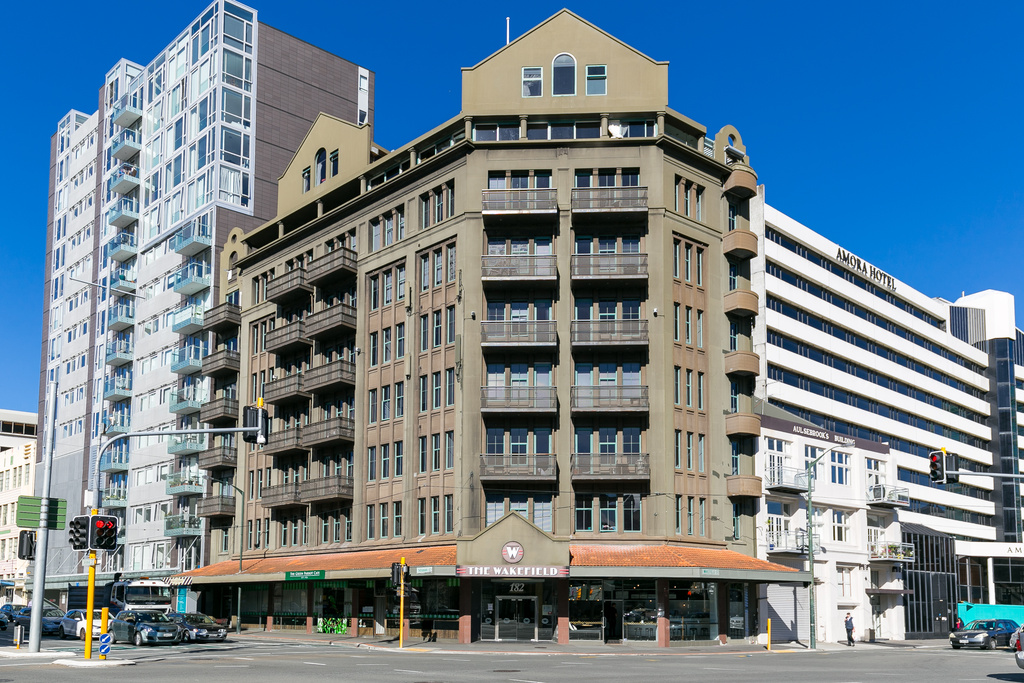 Stylish 2 Bedroom Inner City Apartment