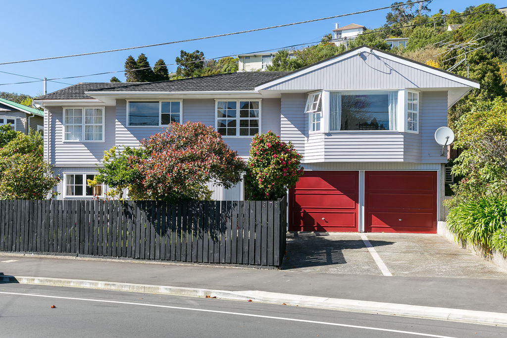 4/5 Bedroom in Karori
