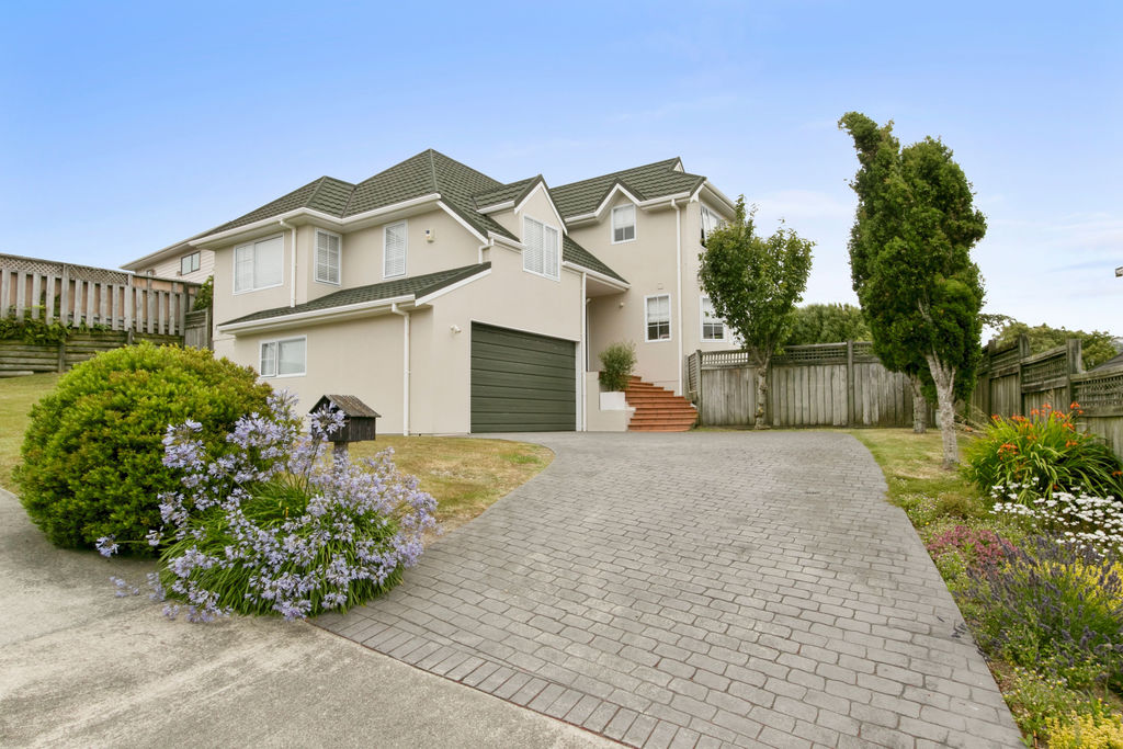 Beautiful 4 Bedroom in Churton Park