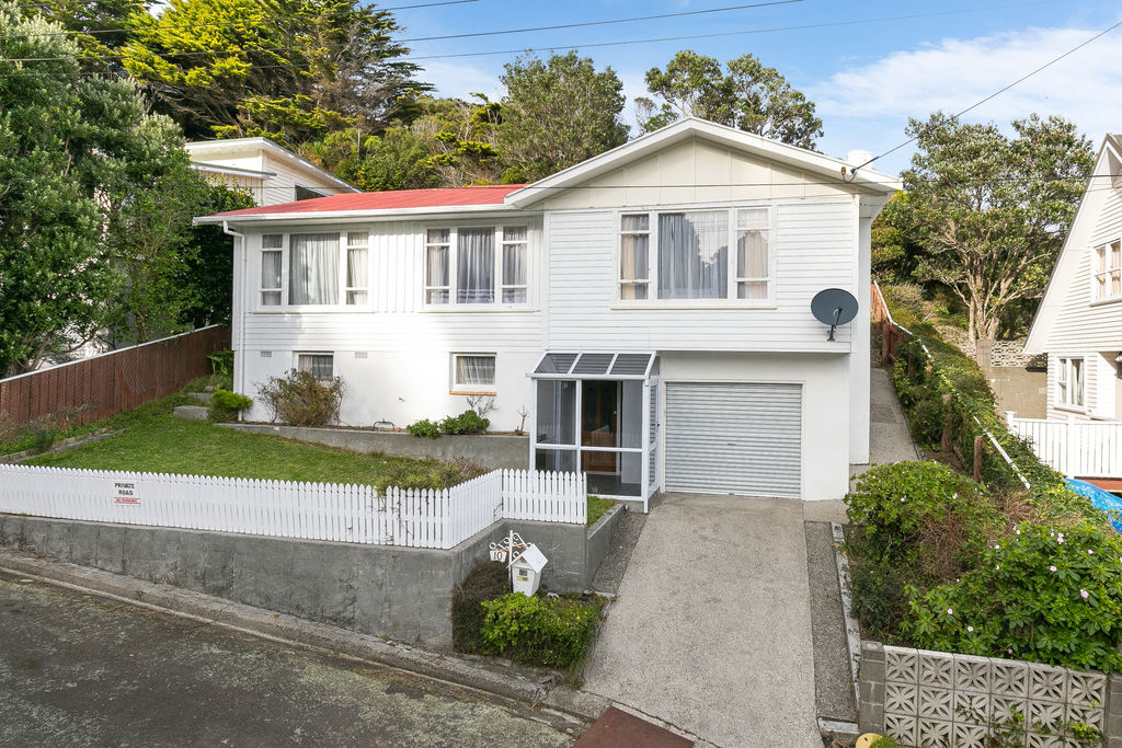 Affordable Solid 60’s Home in Karori!