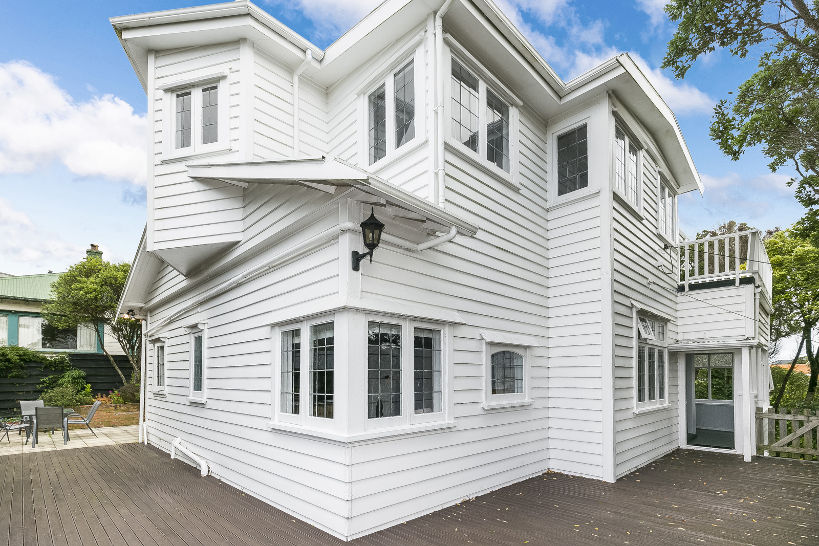 STYLISH CHARACTER HOME CITY END KARORI