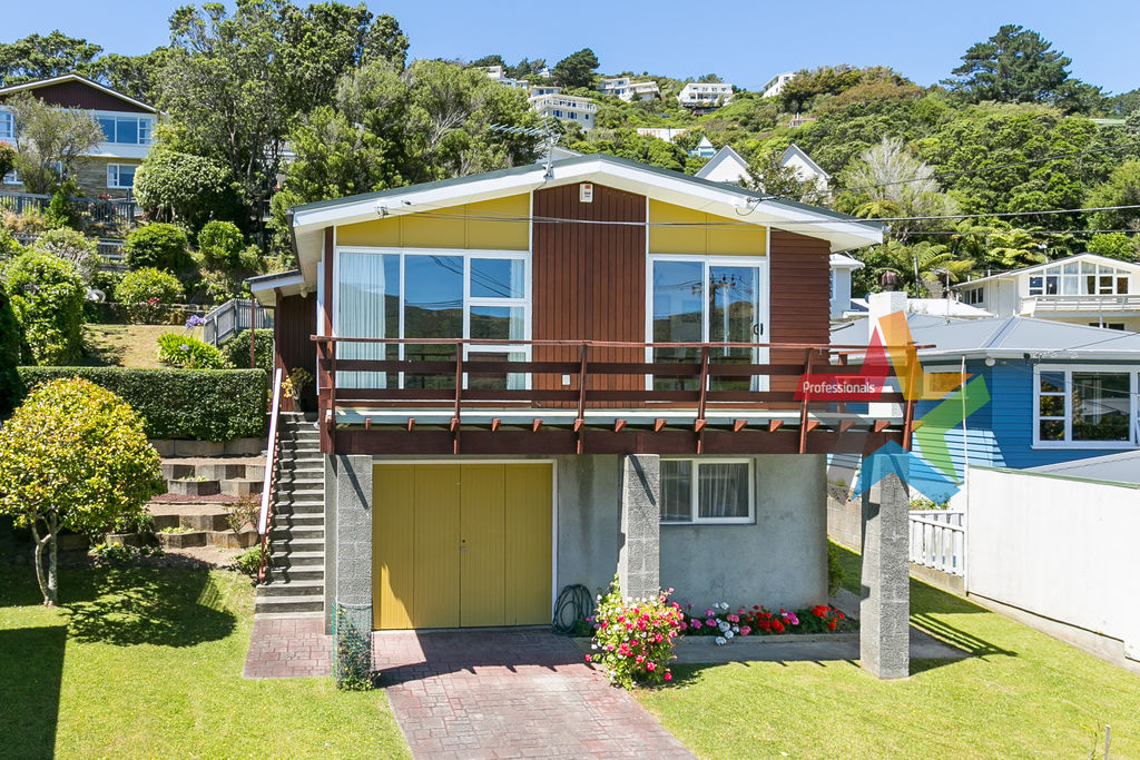 SUNNY 3 BEDROOM WILTON HOME
