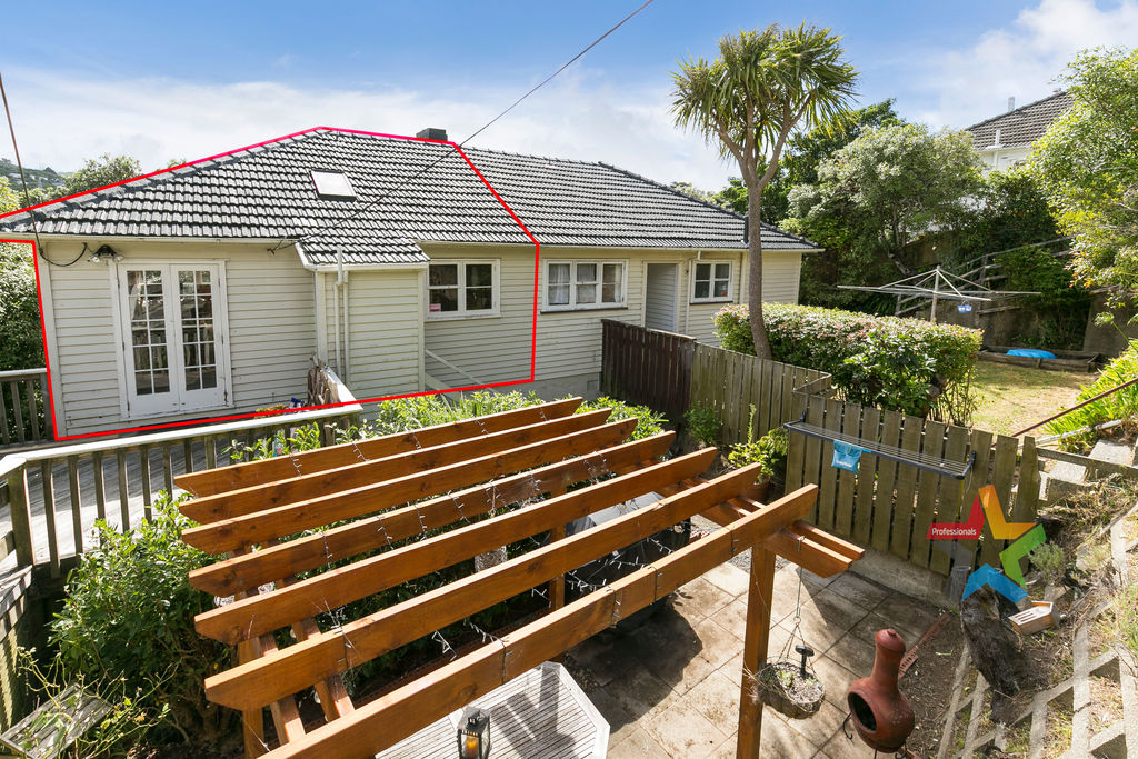 2 BEDROOMS WITH STUDY – BUY ONE OR BUY BOTH