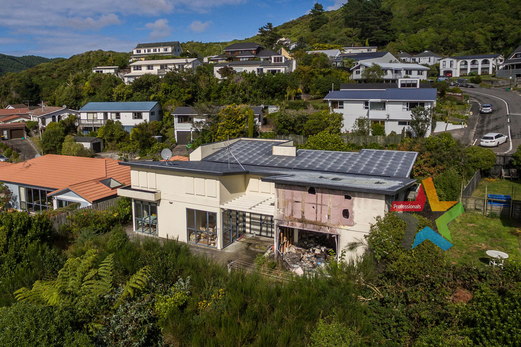 FIRE DAMAGED PROPERTY IN KARORI