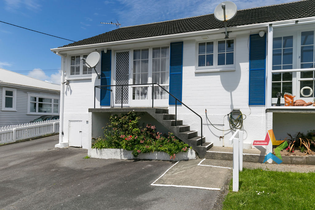 AFFORDABLE ONE BEDROOM IN KARORI
